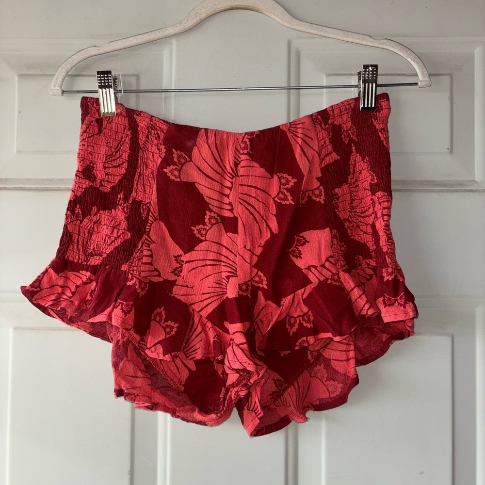 Free People hibiscus floral ruffle shorts size S